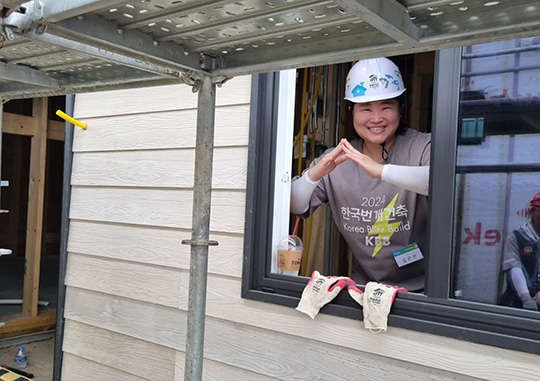 Long-term Habitat supporter Eunjin Kim from South Korea